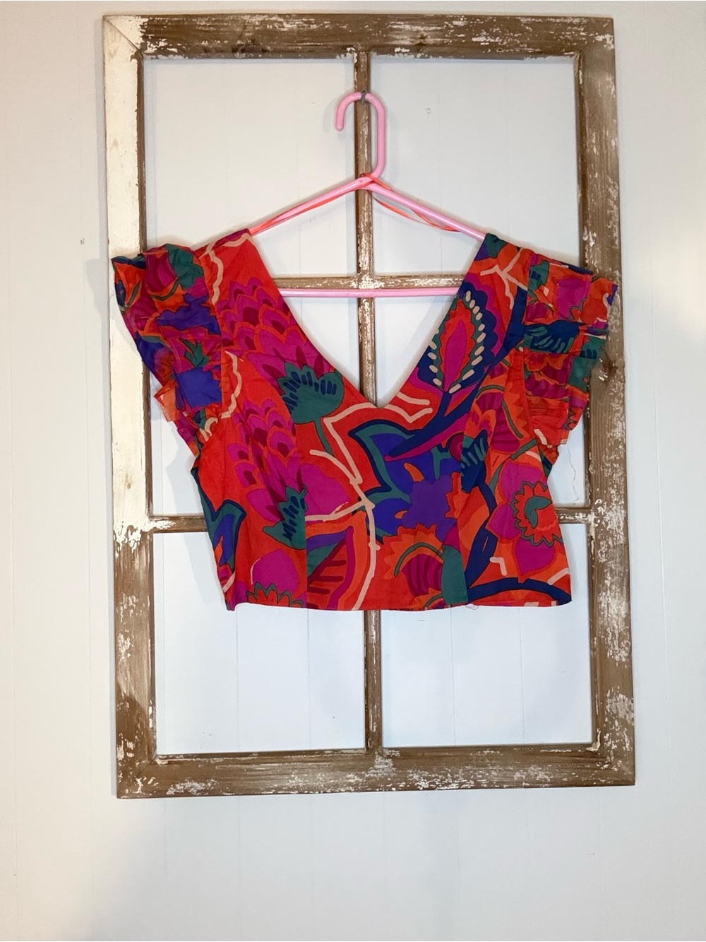 Sugarlips Red & Pink Floral Flutter-Sleeve Crop Top